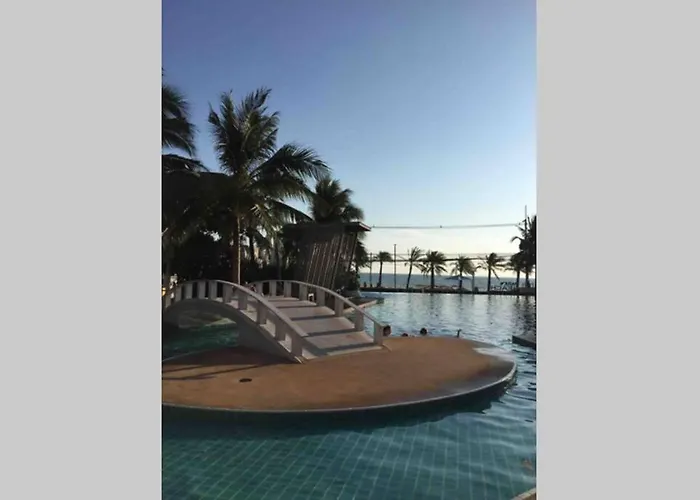 Relaxing Beachfront Suite